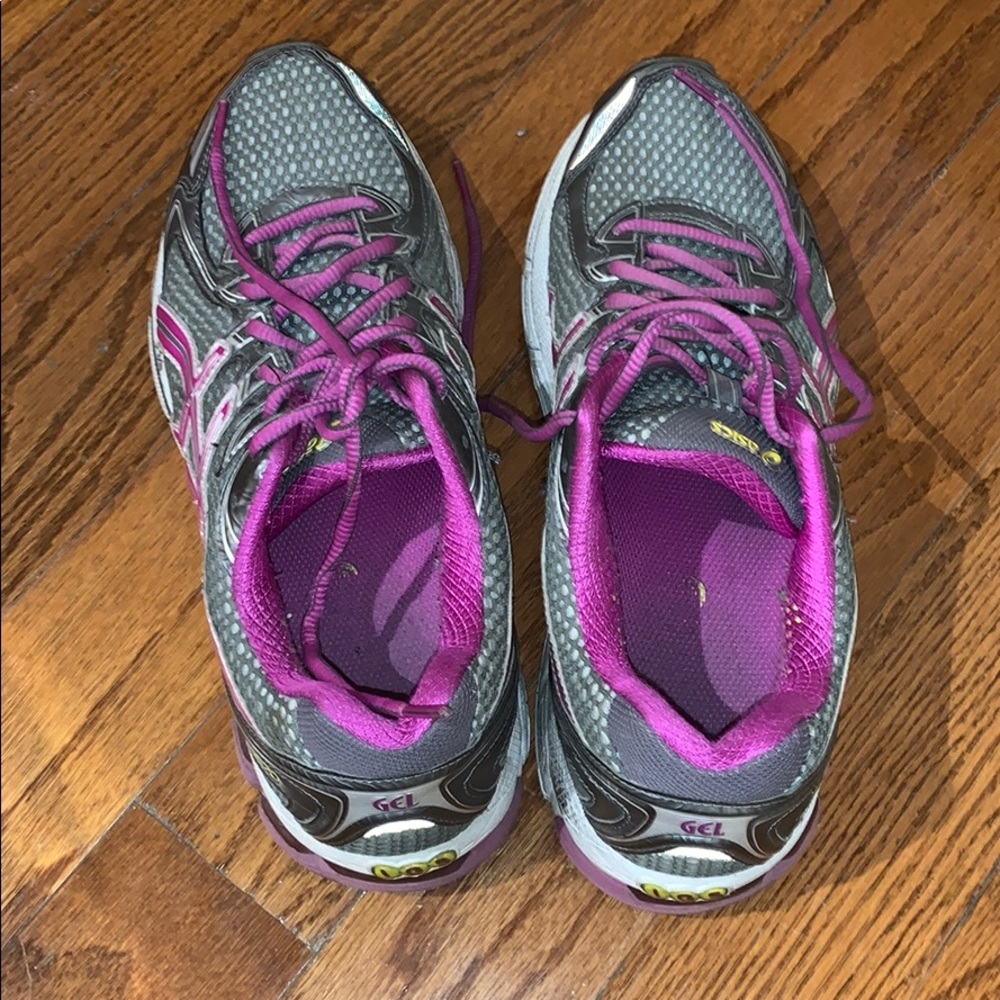 ASIC running shoes